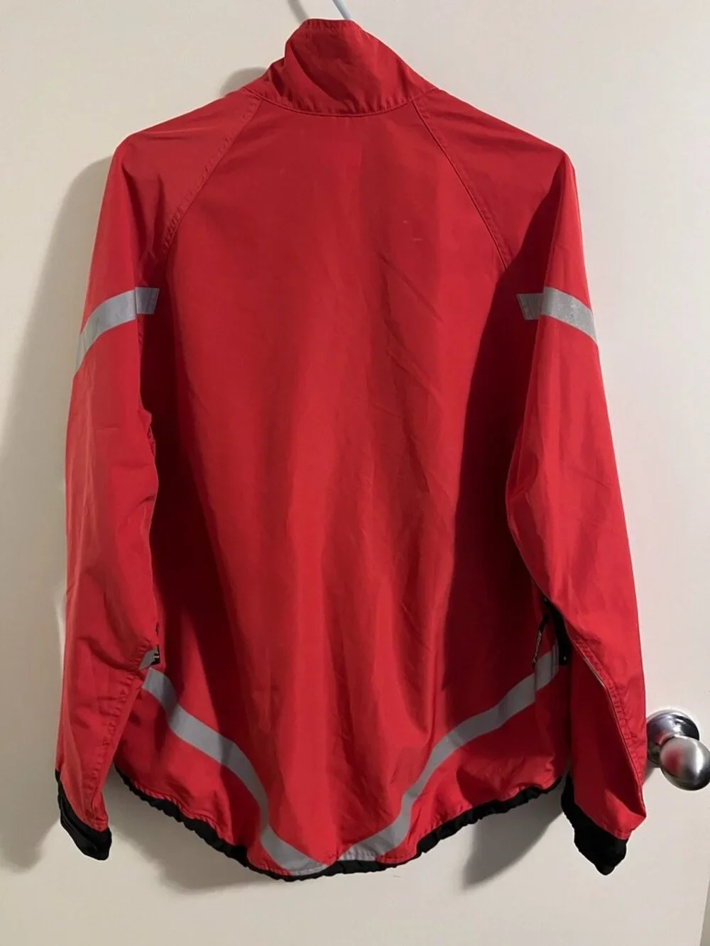 Ladies Running Room Jacket - Picture 6 of 6